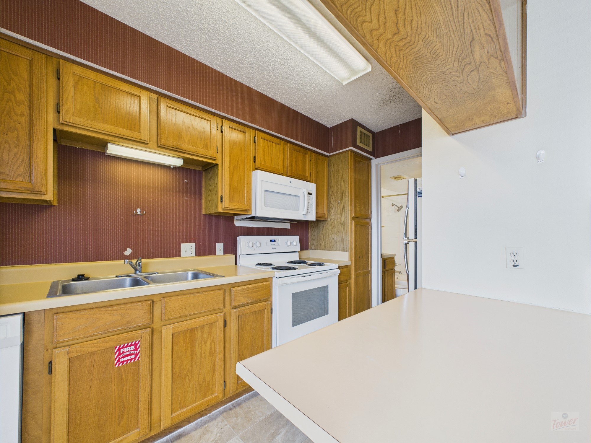 3115 Helms Street, Unit 301 Austin, TX 78705 - Photo 6 of 20 Gallery Image 6