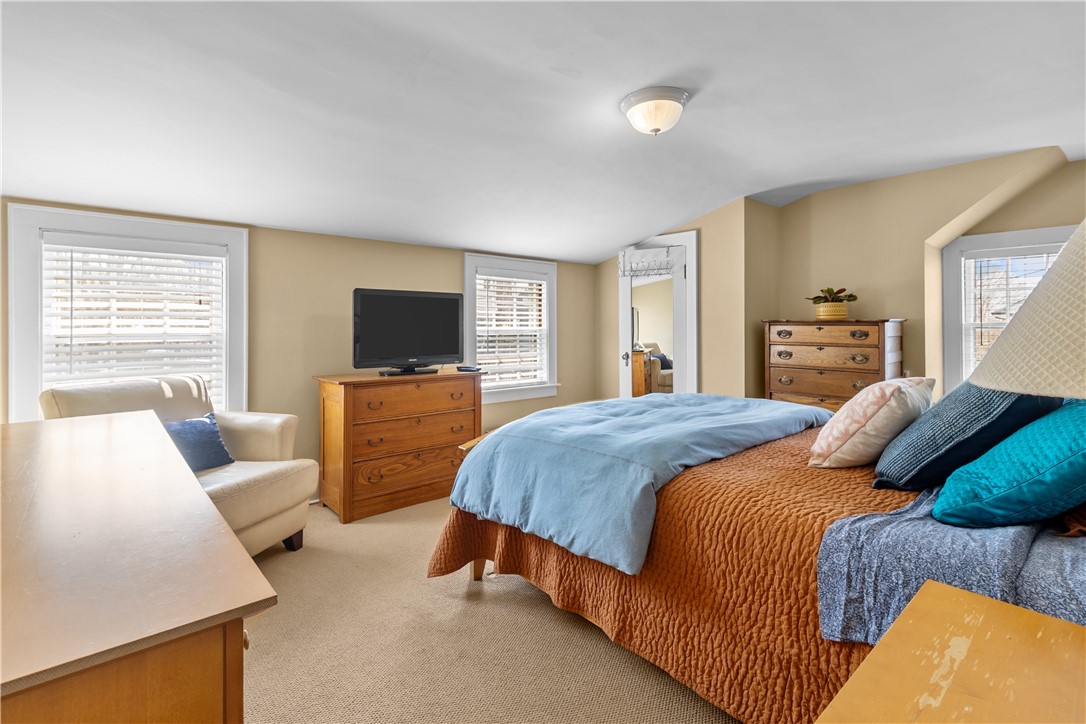 15 Maple Street Warren, RI 02885 - Photo 26 of 48