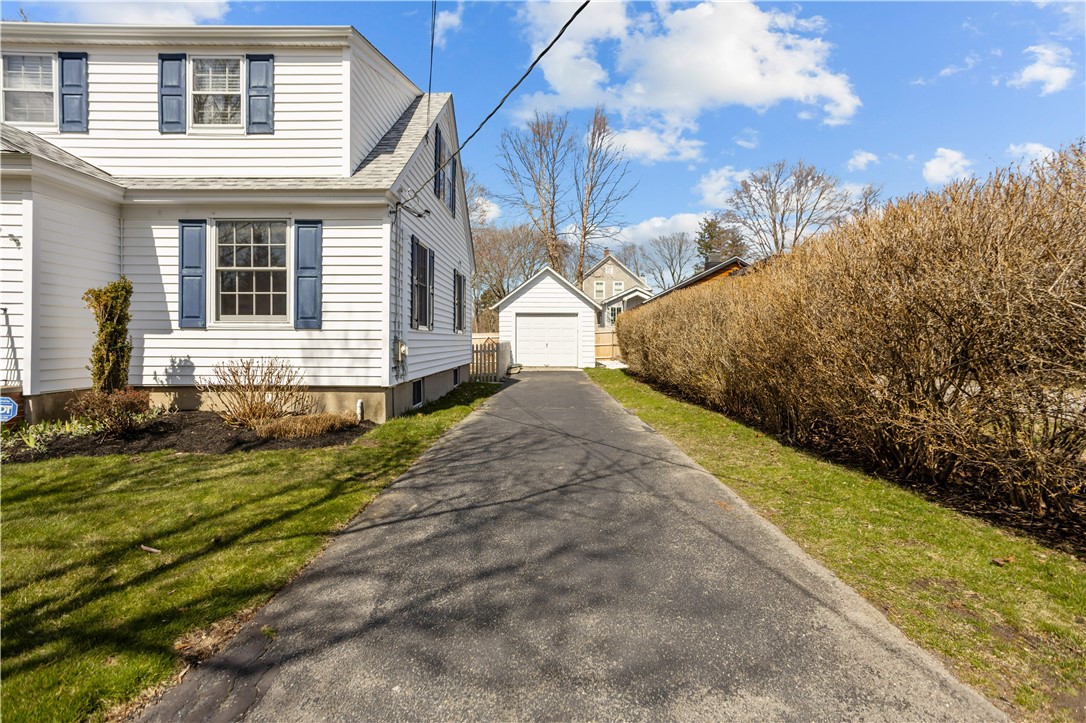 15 Maple Street Warren, RI 02885 - Photo 5 of 48