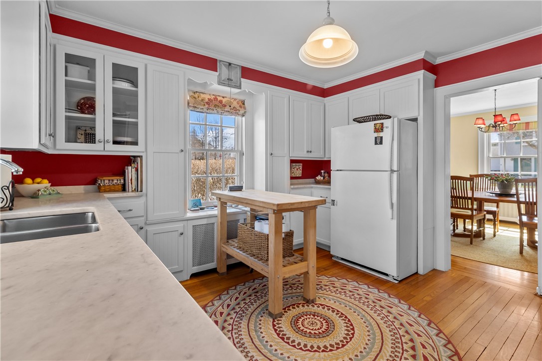 15 Maple Street Warren, RI 02885 - Photo 10 of 48