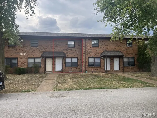 $1,525 | 1009 Belle Valley Drive, Unit 8, Belleville, IL 62220