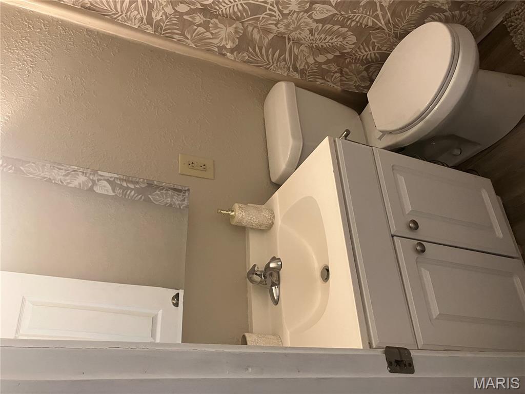 1009 Belle Valley Drive, Unit 8 Belleville, IL 62220 - Photo 9 of 17