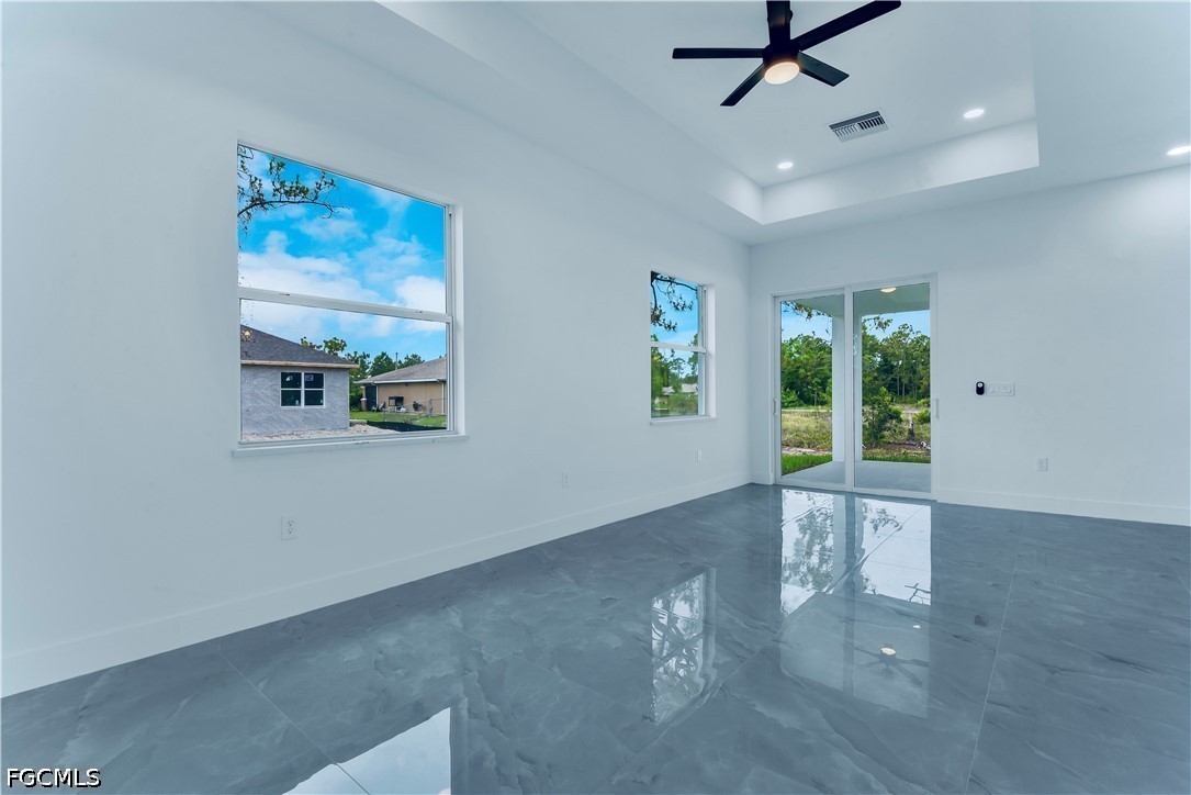 654 Trinity Street East Lehigh Acres, FL 33974 - Photo 7 of 28