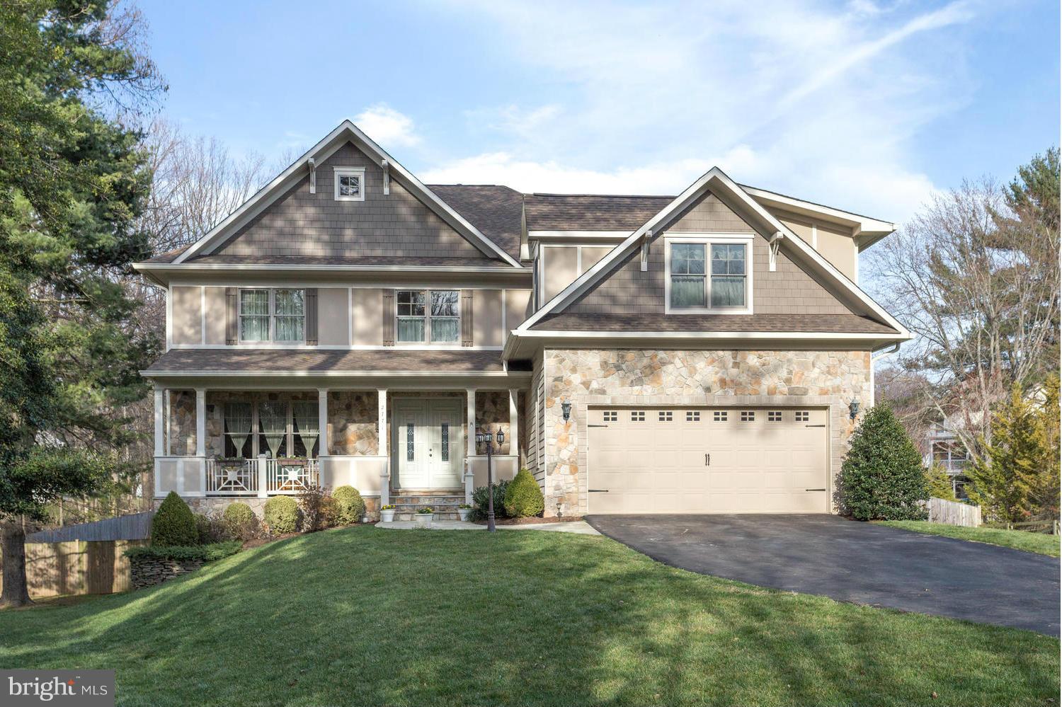 2771 Hill Road Vienna, VA 22181 - Photo 1 of 30 Exterior (Front)