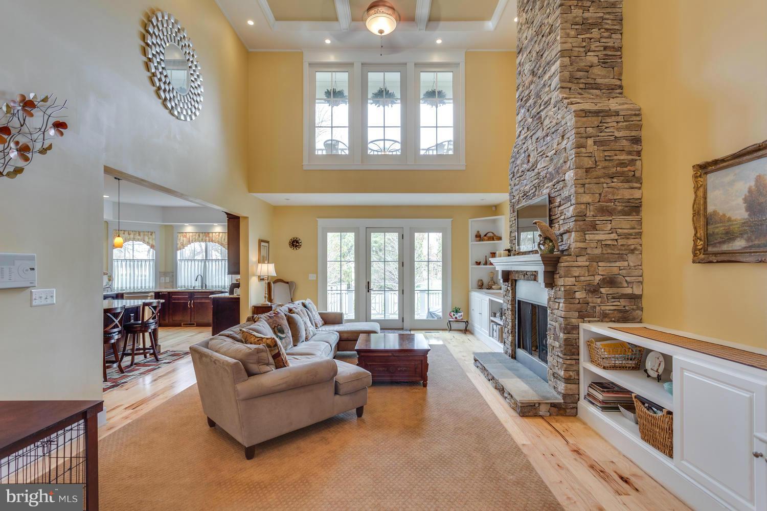2771 Hill Road Vienna, VA 22181 - Photo 11 of 30 Family Room