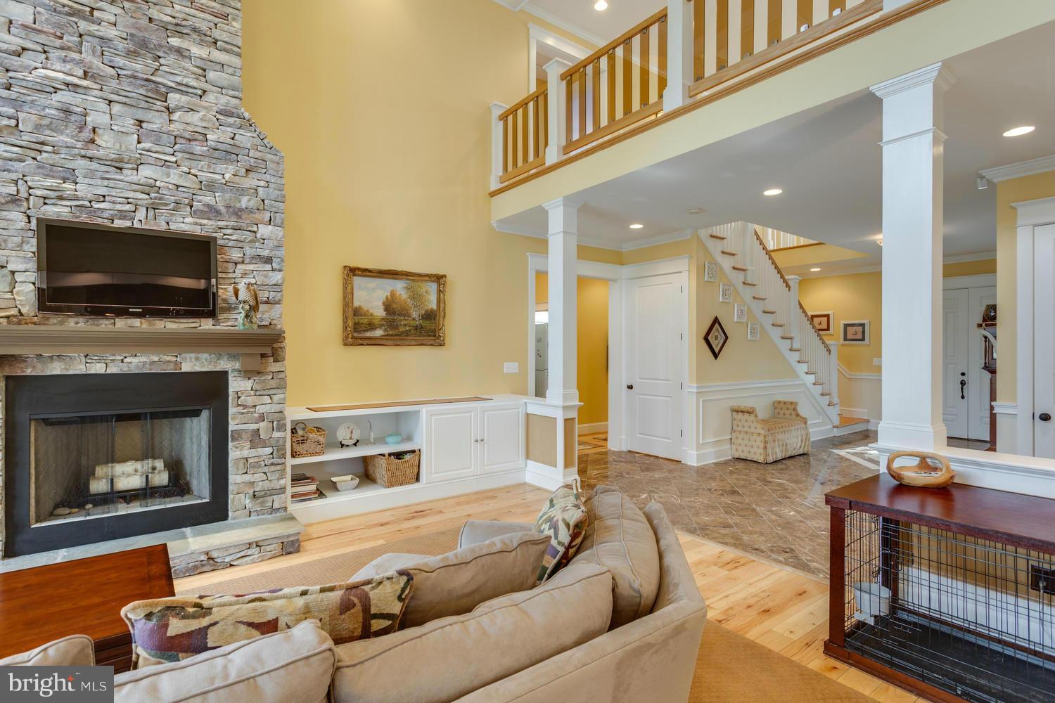 2771 Hill Road Vienna, VA 22181 - Photo 12 of 30 Family Room