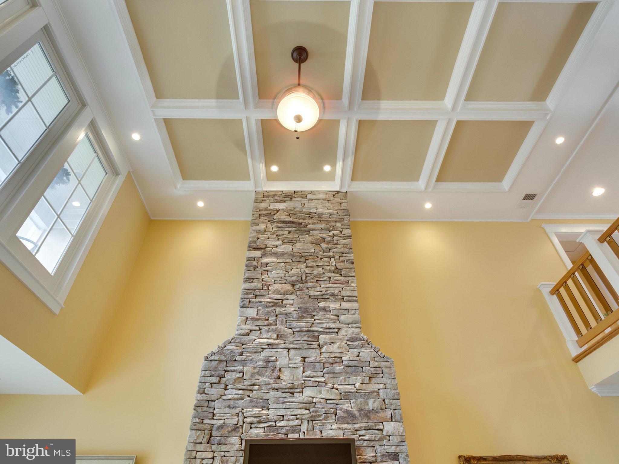 2771 Hill Road Vienna, VA 22181 - Photo 13 of 30 Family Room