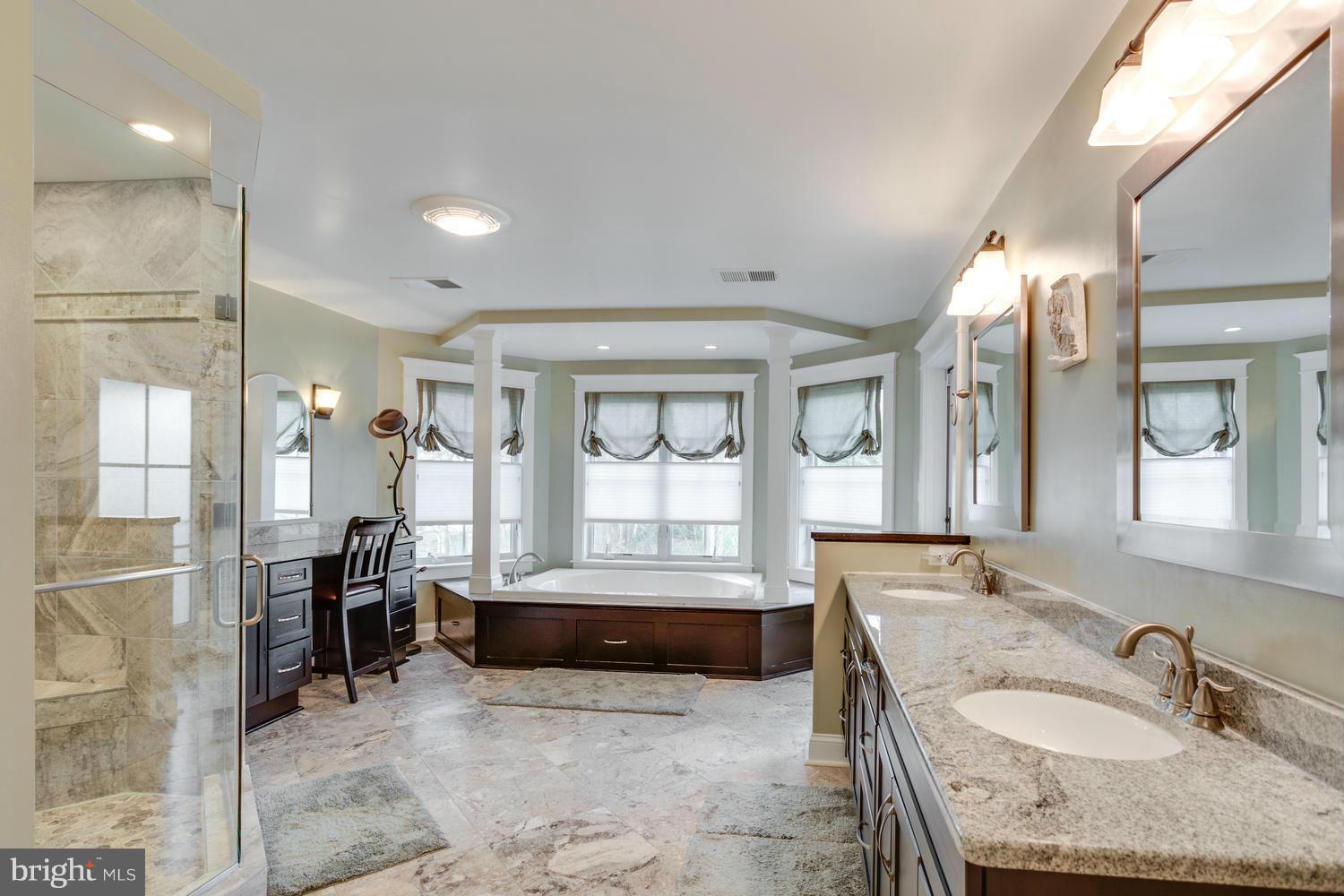 2771 Hill Road Vienna, VA 22181 - Photo 21 of 30 Bath (Master)