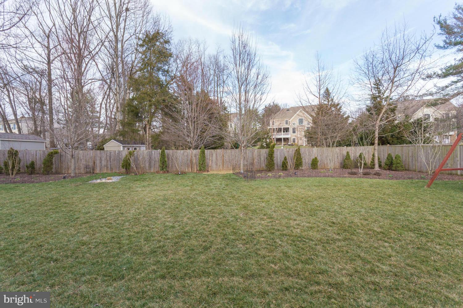 2771 Hill Road Vienna, VA 22181 - Photo 29 of 30 Exterior (Rear)