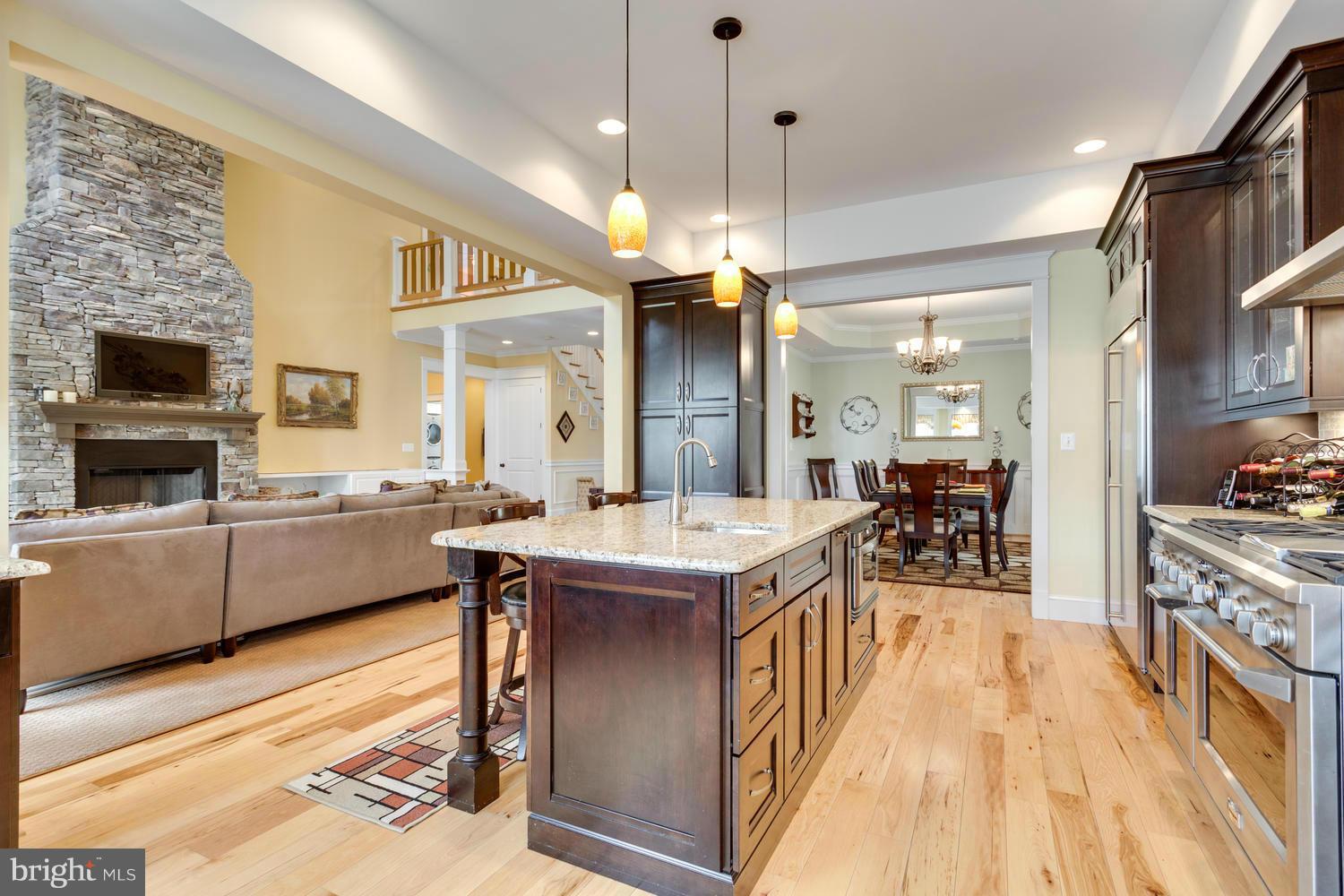2771 Hill Road Vienna, VA 22181 - Photo 6 of 30 Kitchen