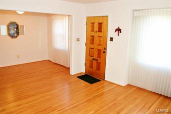 7215 Morgan Ford Road St. Louis, MO 63116 - Photo 2 of 25