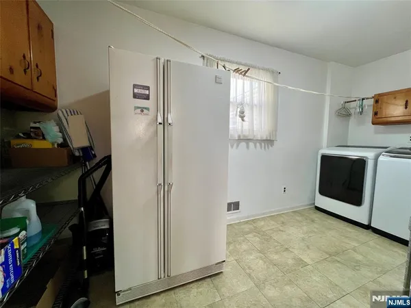 $3,950 | 6 White Beeches Drive, Dumont, NJ 07628