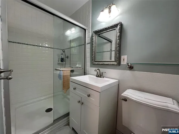 $3,950 | 6 White Beeches Drive, Dumont, NJ 07628