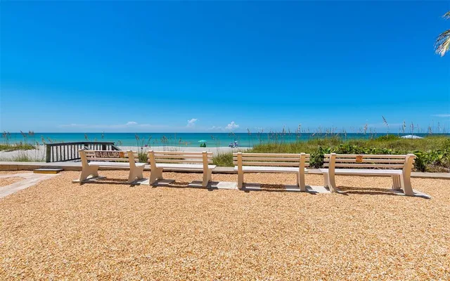 $649,900 | 4380 Exeter Drive, Unit H103, Longboat Key, FL 34228