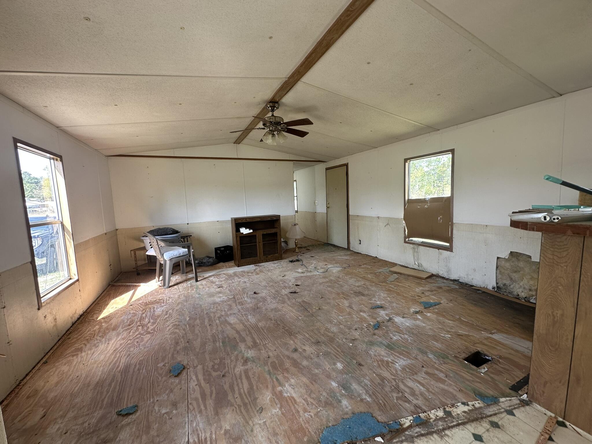 2454 Tobacco Road Hephzibah, GA 30815 - Photo 12 of 28 Living Room