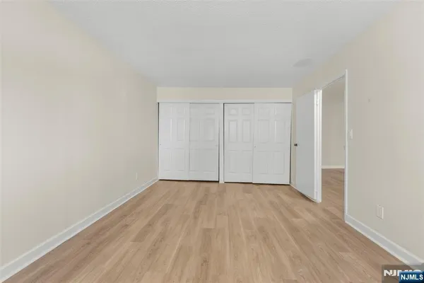 $319,999 | 235 Prospect Avenue, Unit 2B, Hackensack, NJ 07601