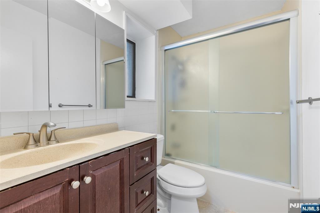 235 Prospect Avenue, Unit 2B Hackensack, NJ 07601 - Photo 17 of 23