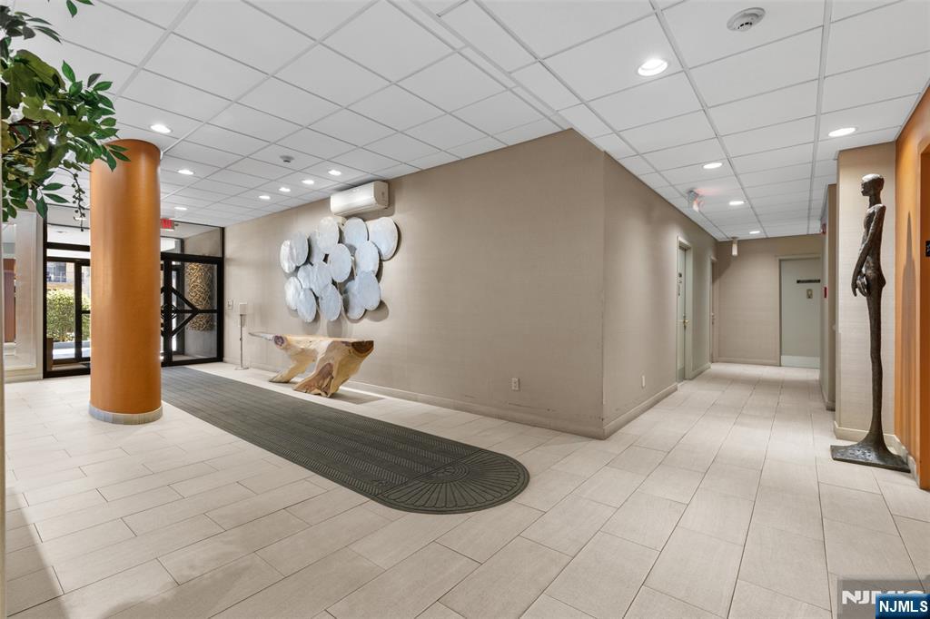 235 Prospect Avenue, Unit 2B Hackensack, NJ 07601 - Photo 4 of 23