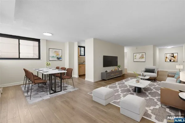 $319,999 | 235 Prospect Avenue, Unit 2B, Hackensack, NJ 07601