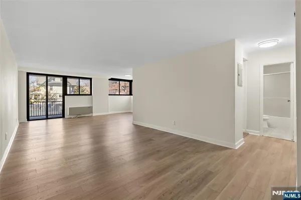 $319,999 | 235 Prospect Avenue, Unit 2B, Hackensack, NJ 07601