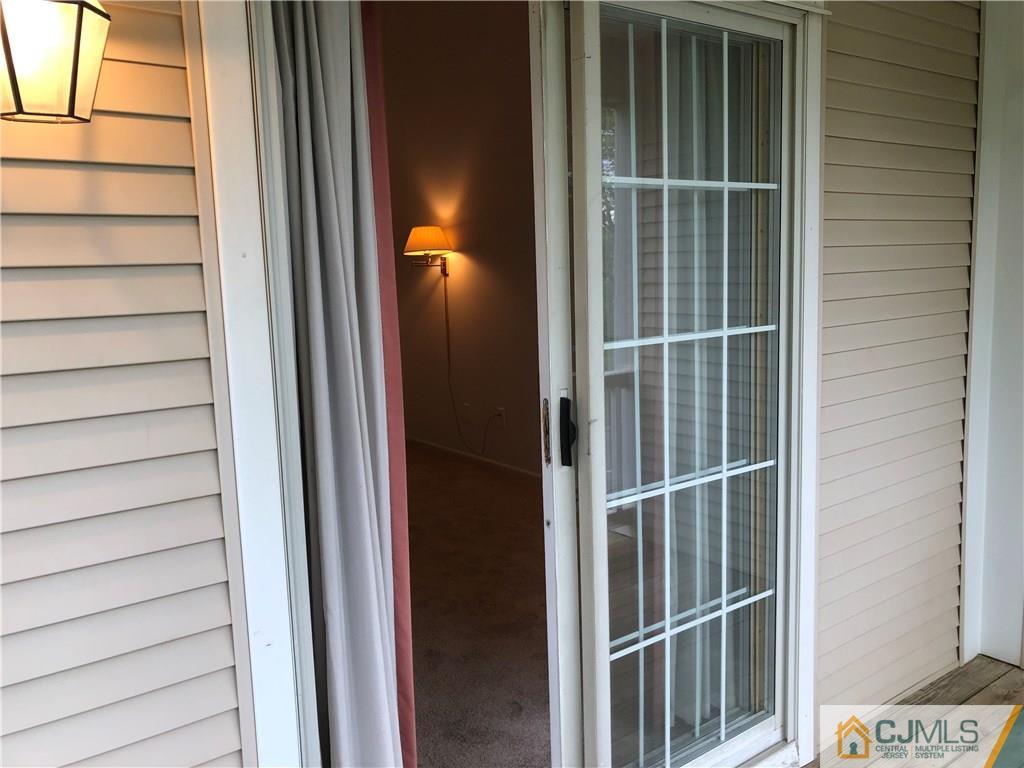 83 G Winthrop Road Monroe Township, NJ 08831 - Photo 4 of 25 Gallery Image 4