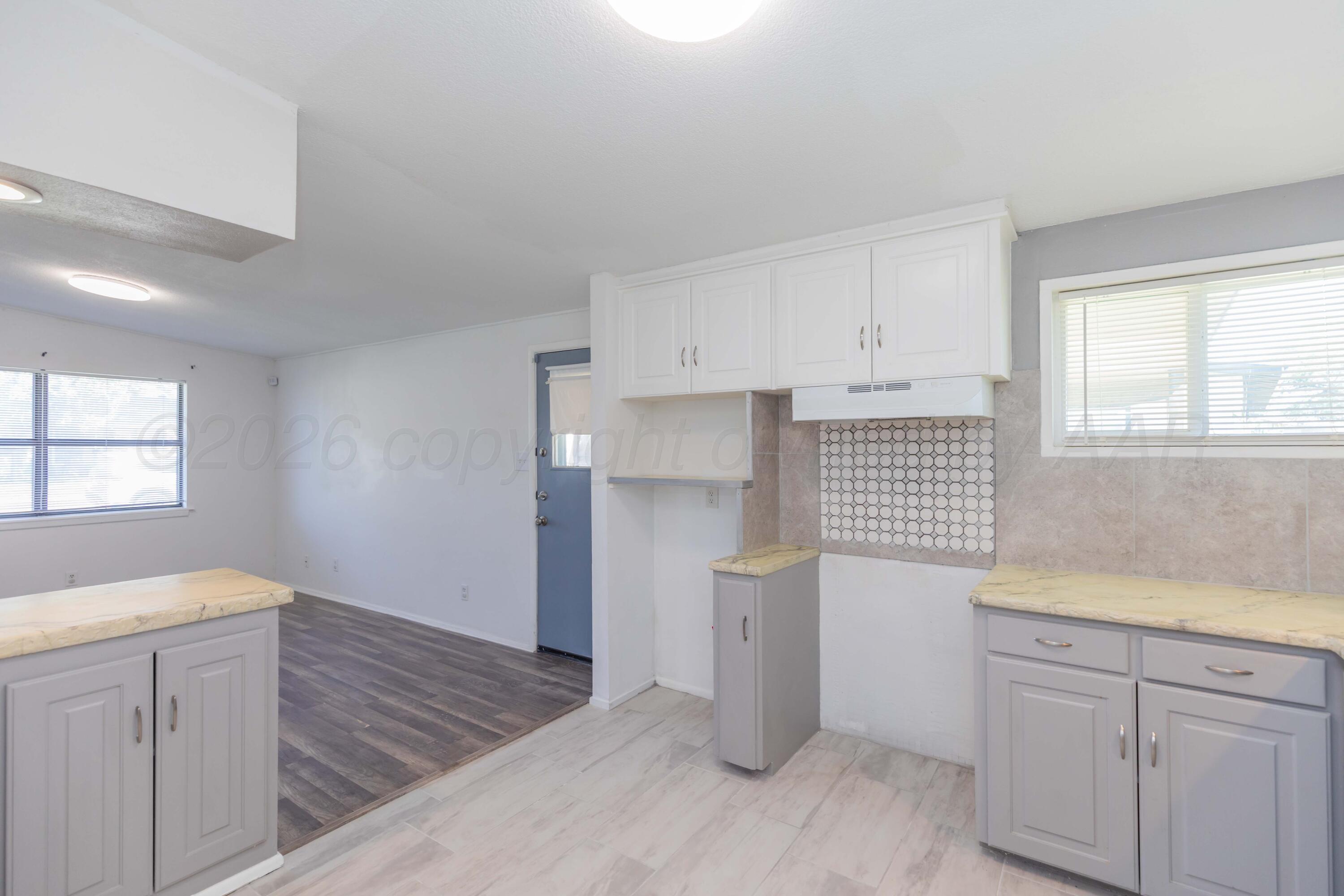 4419 South Ong Street Amarillo, TX 79110 - Photo 13 of 28 KITCHEN VIEW 1
