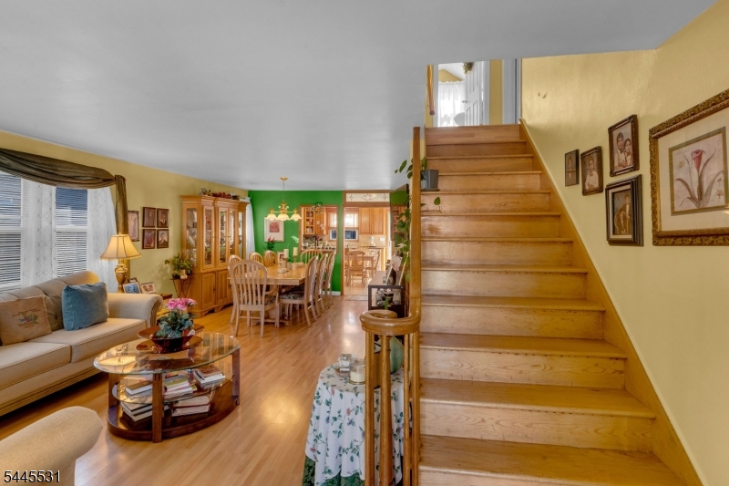 641 Palisade Road Union, NJ 07083 - Photo 5 of 28