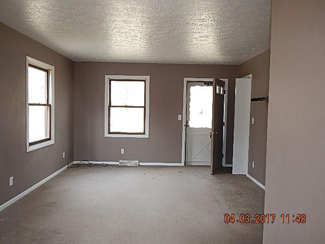 3006 County Line Road New Castle, PA 16101 - Photo 3 of 20