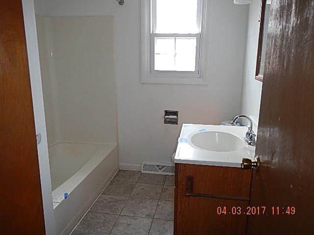 3006 County Line Road New Castle, PA 16101 - Photo 7 of 20