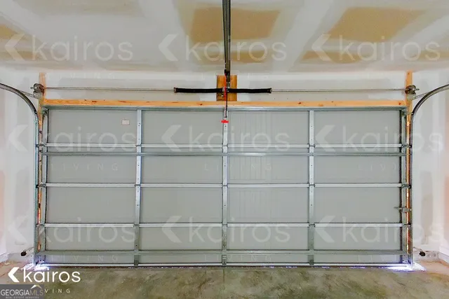 a view of a basket ball court