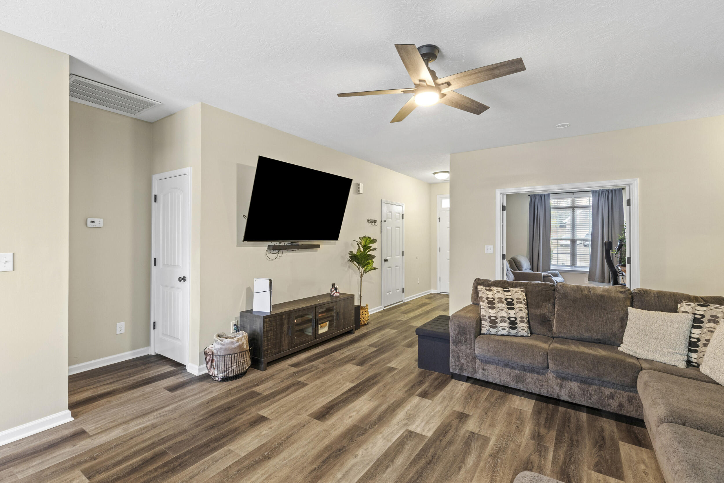 4911 Ashbrooke Way Grovetown, GA 30813 - Photo 12 of 53 2026-02-25_4911_ashbrooke_way-srm-12
