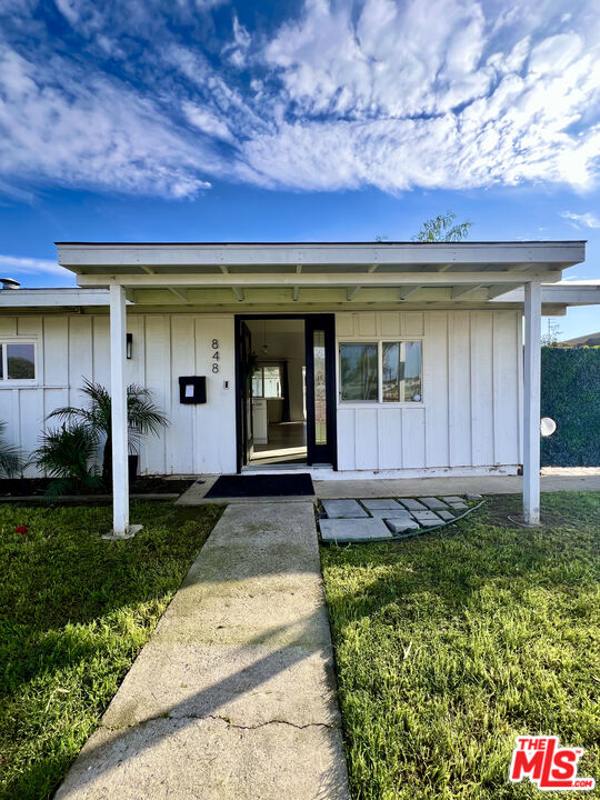 848 West Irving Place Anaheim, CA 92805 - Photo 3 of 33