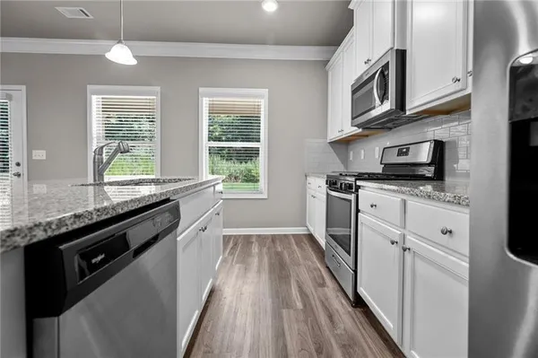 $2,300 | 1153 Chester Way, Hoschton, GA 30548