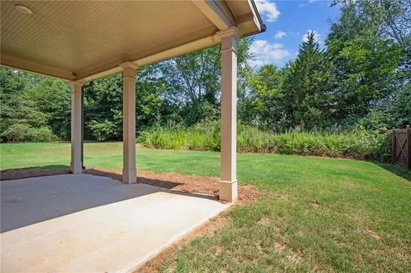$2,300 | 1153 Chester Way, Hoschton, GA 30548