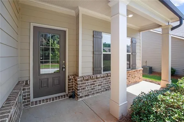 $2,300 | 1153 Chester Way, Hoschton, GA 30548