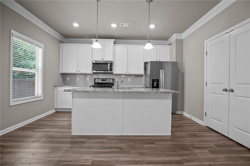 1153 Chester Way Hoschton, GA 30548 - Photo 7 of 48