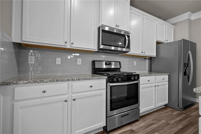 1153 Chester Way Hoschton, GA 30548 - Photo 9 of 48