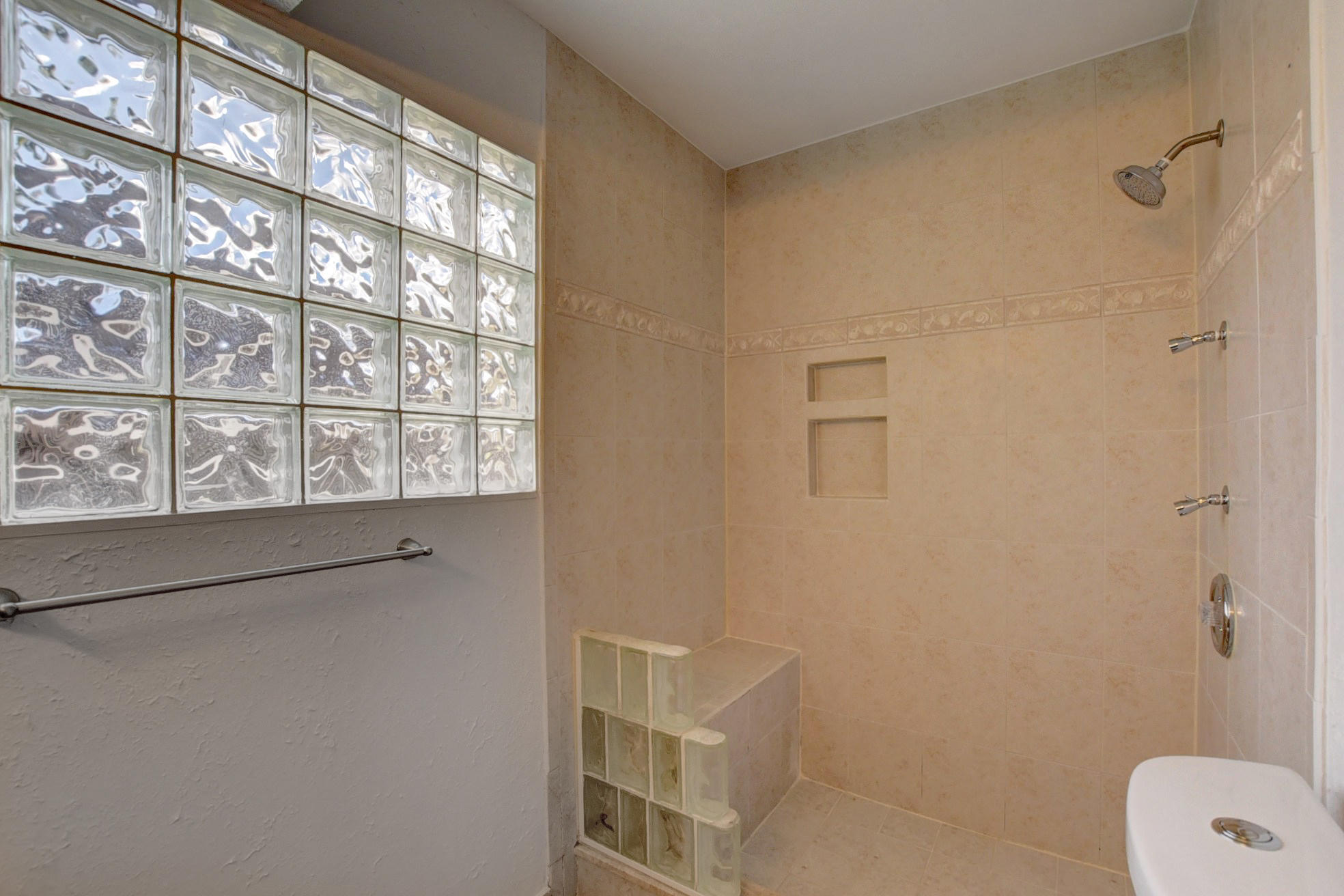 352 Southwest 27th Avenue Delray Beach, FL 33445 - Photo 26 of 41 45_dsc_9913_4_5_6_7
