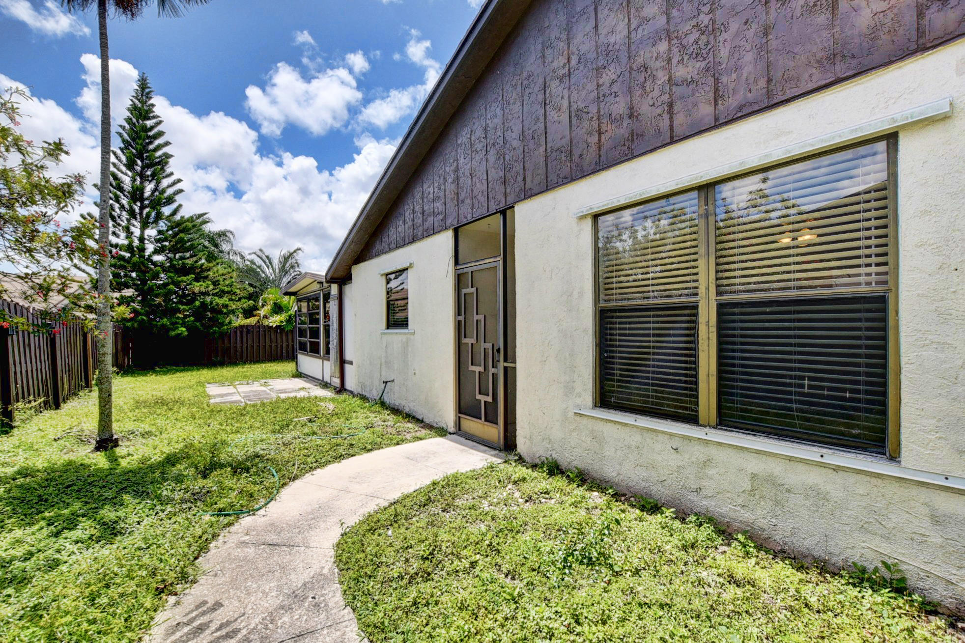 352 Southwest 27th Avenue Delray Beach, FL 33445 - Photo 30 of 41 13_dsc_8849_50_51_52_53