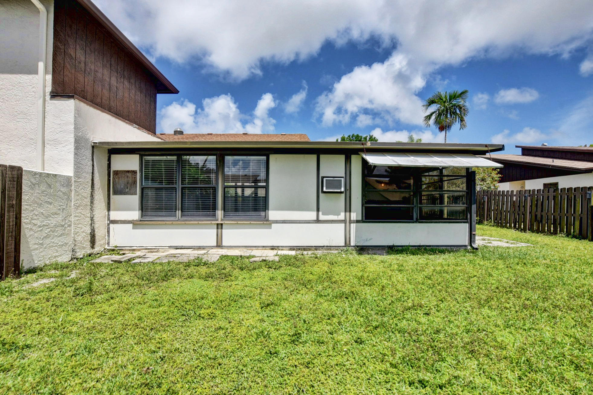 352 Southwest 27th Avenue Delray Beach, FL 33445 - Photo 35 of 41 52_dsc_8944_5_6_7_8