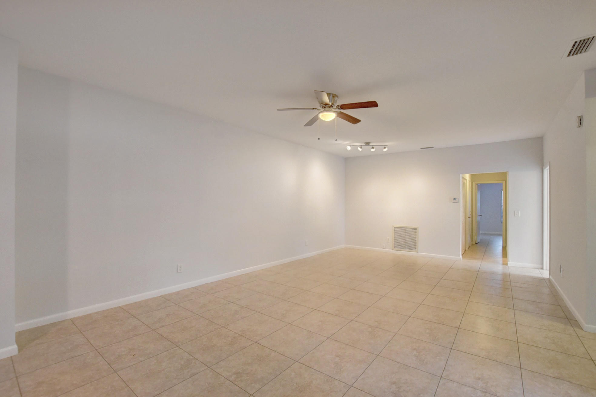 352 Southwest 27th Avenue Delray Beach, FL 33445 - Photo 9 of 41 19_dsc_9683_4_5_6_7