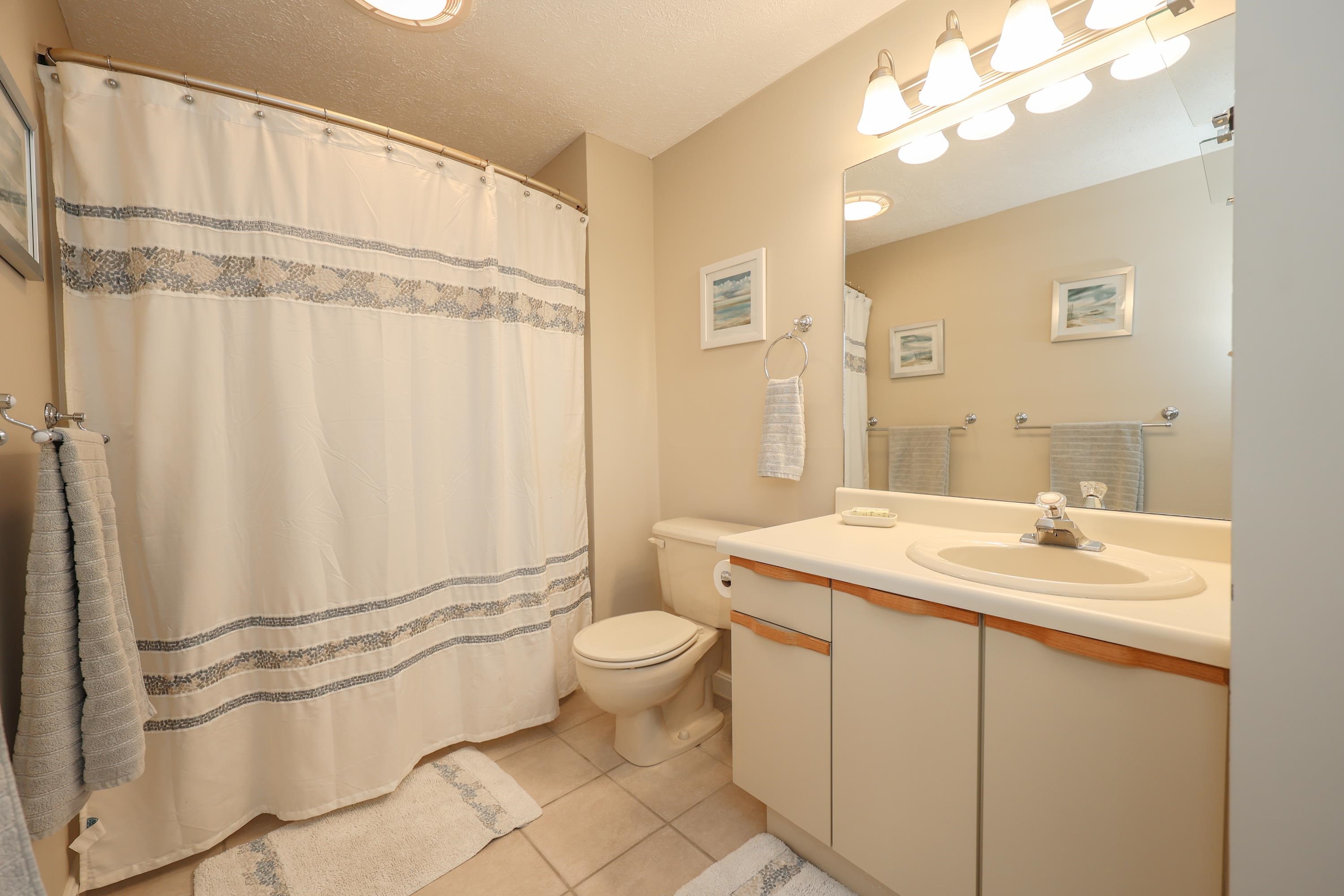 378 Winding Pond Road Londonderry, NH 03053 - Photo 21 of 46