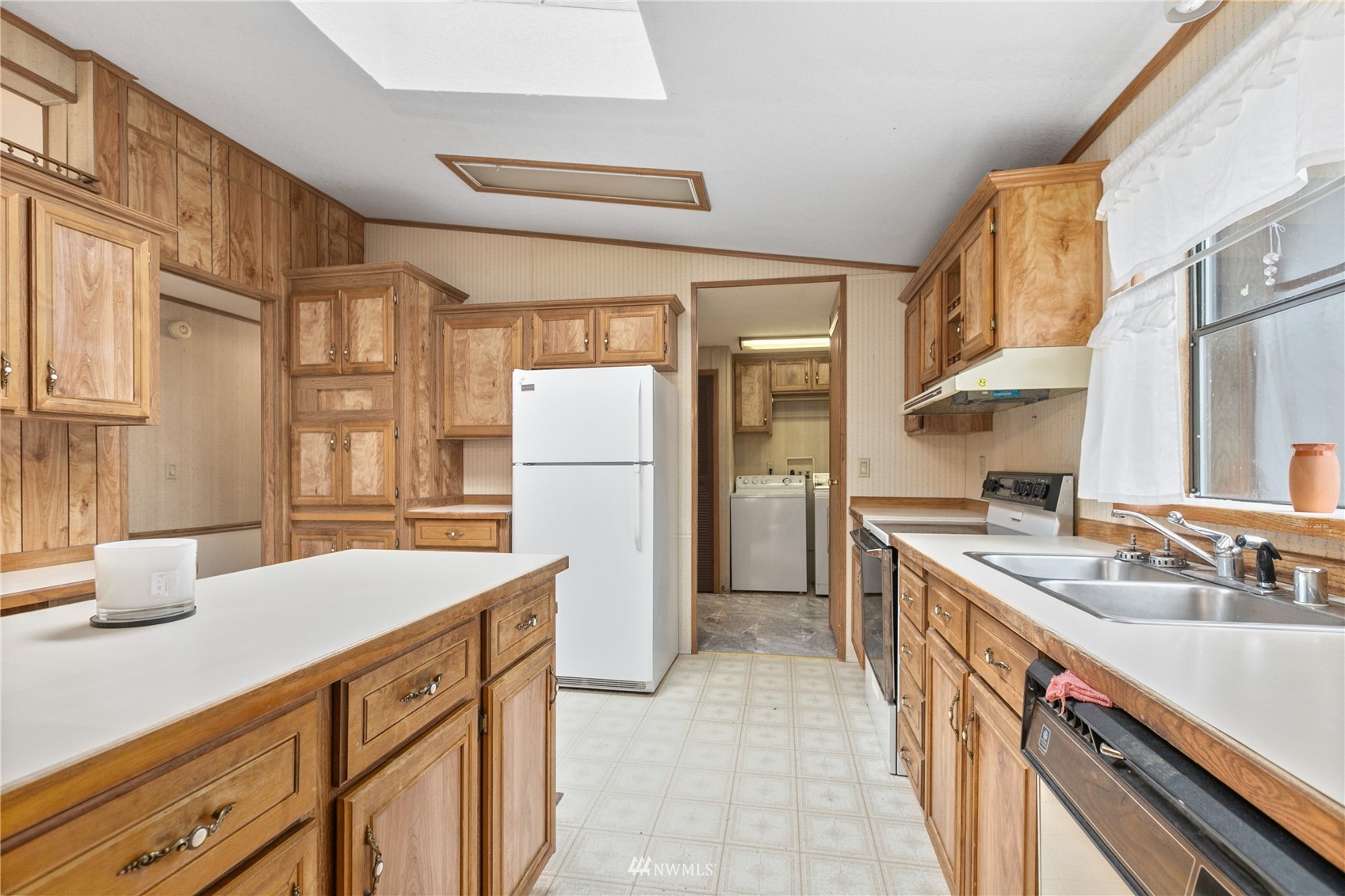 4979 Guide Meridian Bellingham, WA 98226 - Photo 14 of 36 Gallery Image 14
