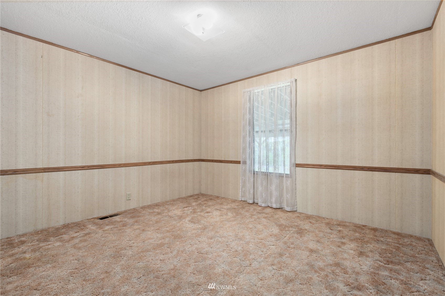 4979 Guide Meridian Bellingham, WA 98226 - Photo 19 of 36 Gallery Image 19