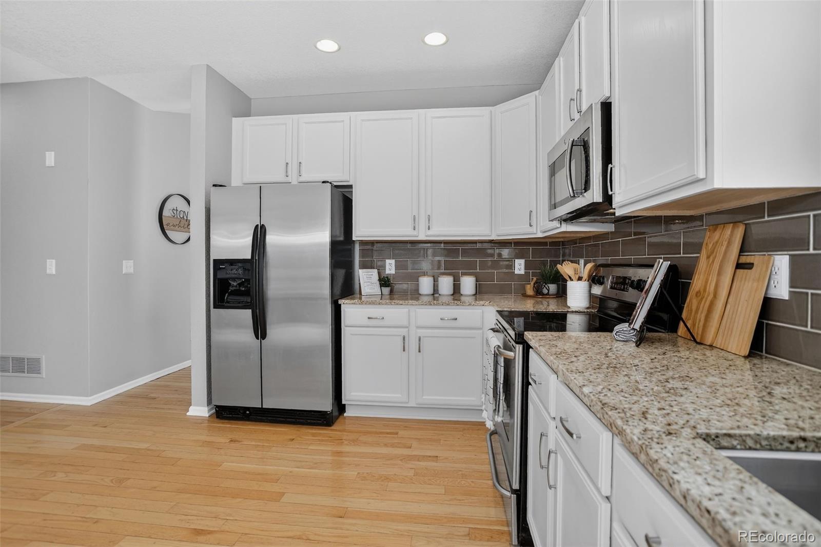 2254 Broadleaf Loop Castle Rock, CO 80109 - Photo 10 of 38