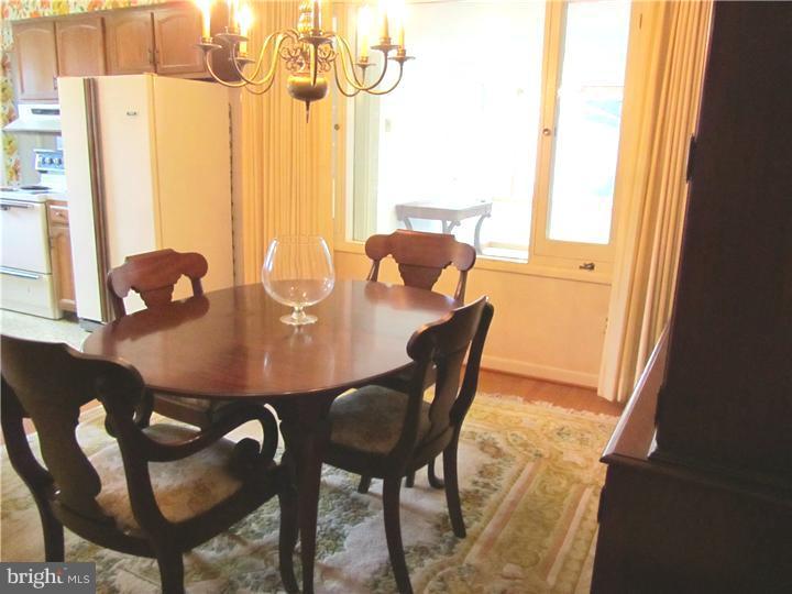 8014 Hammond Road Cheltenham, PA 19012 - Photo 18 of 25 Dining Room