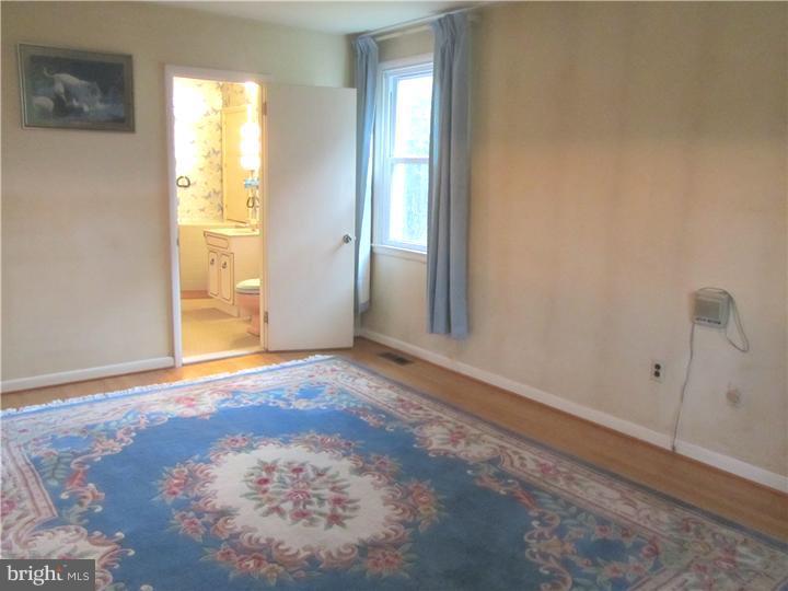 8014 Hammond Road Cheltenham, PA 19012 - Photo 21 of 25 Bedroom - Main