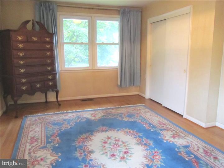 8014 Hammond Road Cheltenham, PA 19012 - Photo 6 of 25 Bedroom - Main