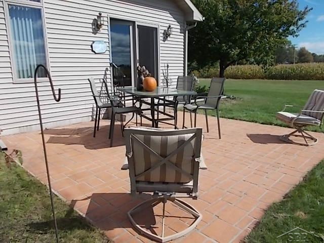 2910 Wheeler Road Bay City, MI 48706 - Photo 8 of 12 31213293-7.JPG
