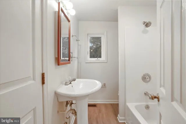 $199,900 | 2085 Chapel Road, Middletown, VA 22645